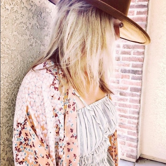 Peach Floral Boho Kimono - NEW - Picture 4 of 5